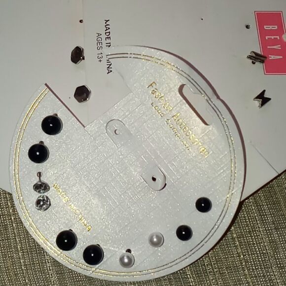 Randomized jewelry bundles   - Picture 14 of 14